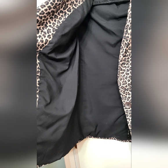 EXPRESS One Button Peak Lapel Blazer Size Small In Leopard Print - Picture 5 of 11